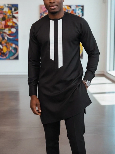 Lässiges Set mit Rundhalsausschnitt, langen Ärmeln und Aufdruck in Schwarz 