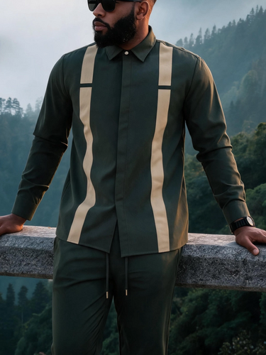 Afrikanisches Turndown-Kragen-Set in grünem Farbblockdesign für Herren